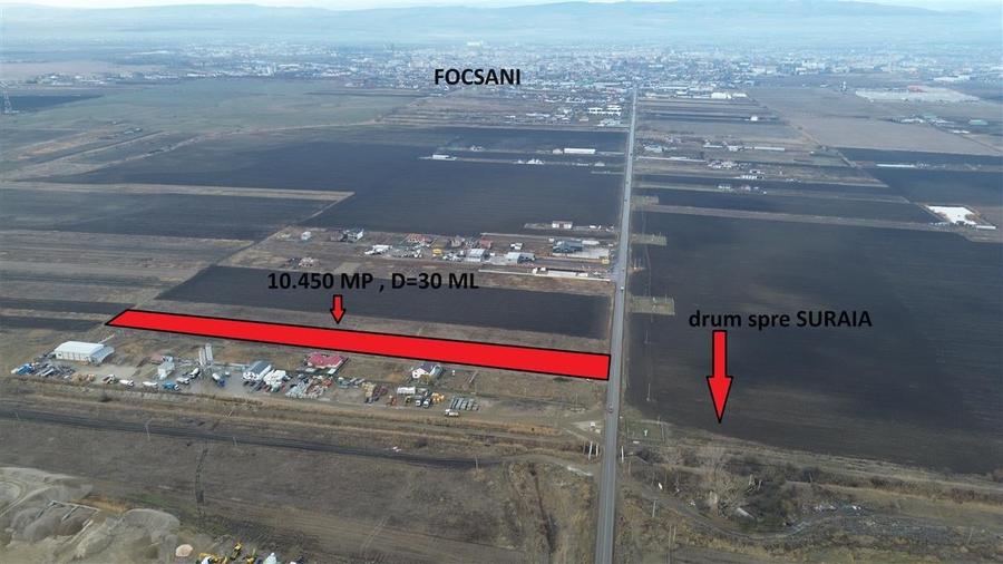Teren Construcții intravilan de 10450 mp, în Est