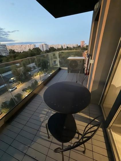 Apartament cu 3 camere decomandat, mobilat în P-ta Presei Libere
