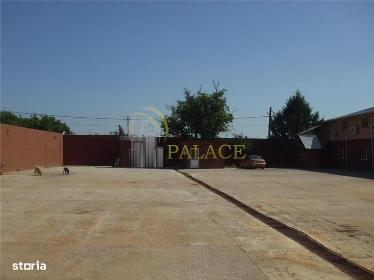 Spațiu comercial, de 1,170 mp, în Găneasa