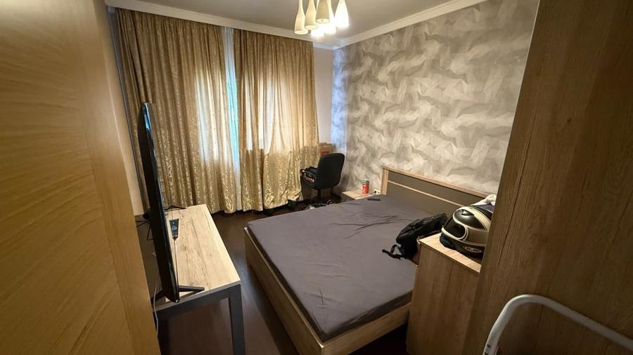 Apartament cu 4 camere decomandat, mobilat în Lacul Tei