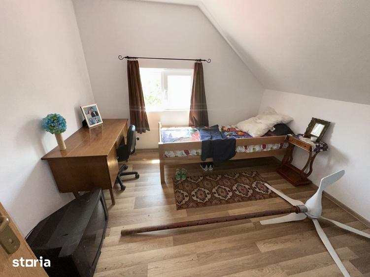 Casă cu 3 camere cu Teren 3500 Mp în Târnăveni