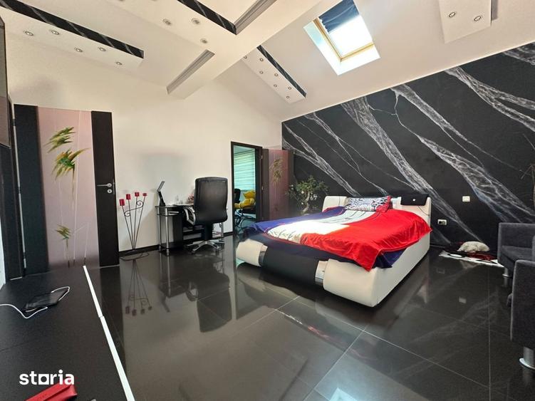 Casă cu 5 camere cu Piscina în Cazasu