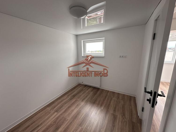 Duplex cu 4 camere cu Canalizare în Șelimbăr
