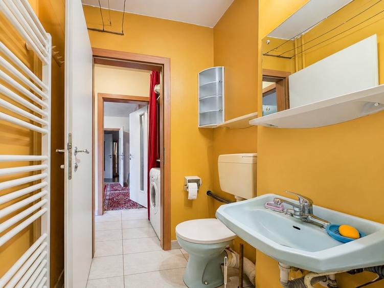 Apartament cu 2 camere semidecomandat, mobilat în Gheorgheni
