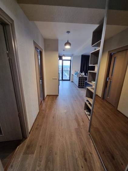 Apartament cu 3 camere decomandat în Albert