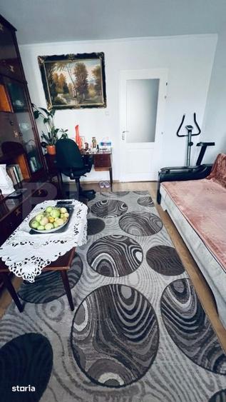 Apartament cu 2 camere decomandat, mobilat în Central