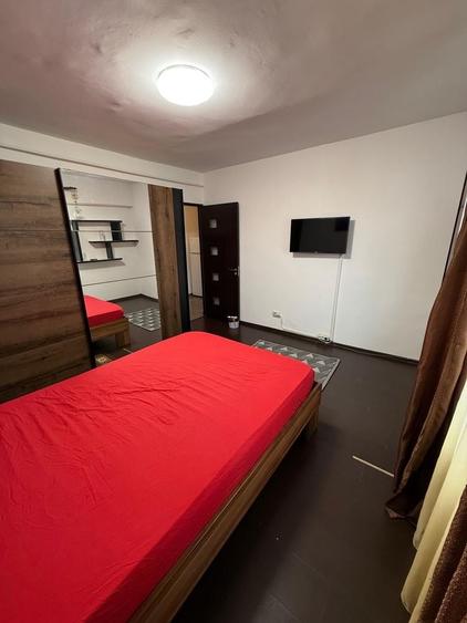 Garsonieră decomandată în Central