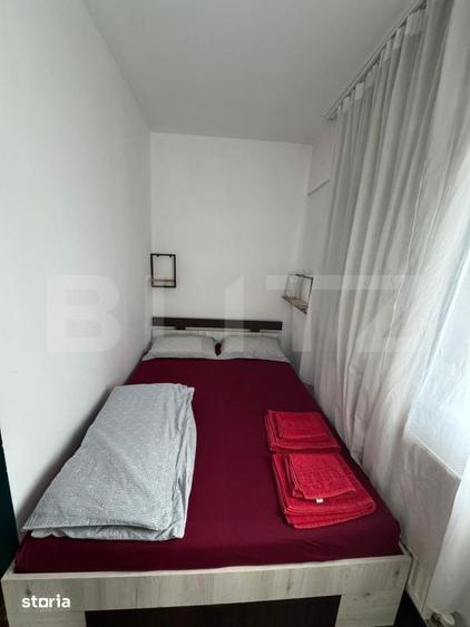 Garsonieră decomandată în Central