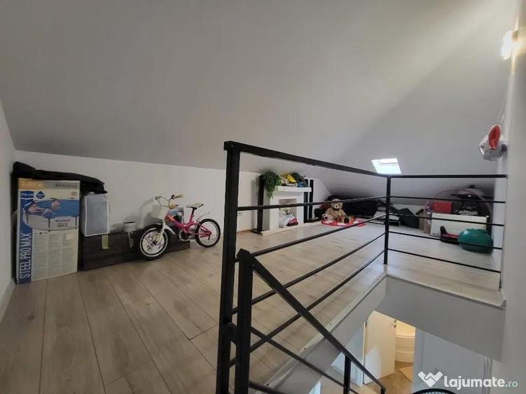 Casă cu 3 camere cu Teren 100 Mp în Central