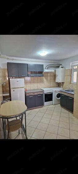 Apartament cu 2 camere decomandat în Mărăței
