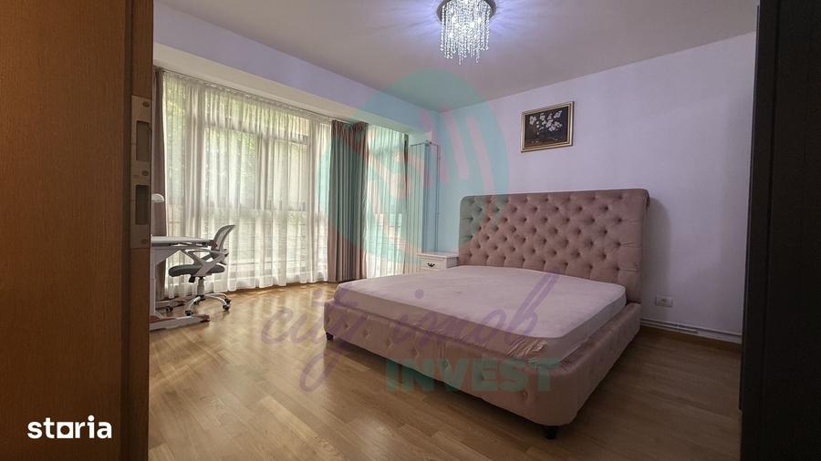 Apartament cu 3 camere în Aviatorilor