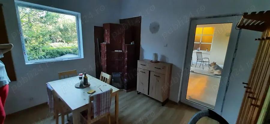 Casă cu 6 camere cu Teren 3000 Mp în Grădiștea