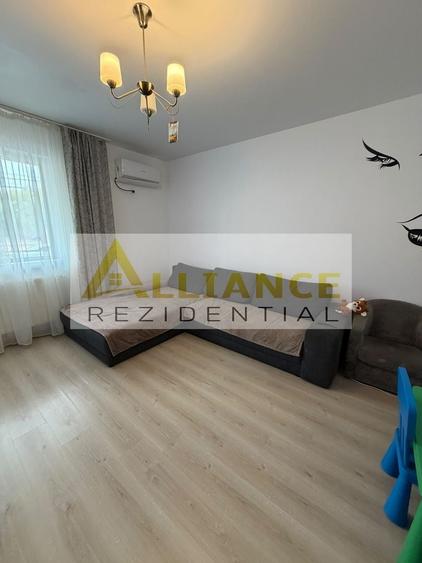 Apartament cu 3 camere decomandat în Berceni