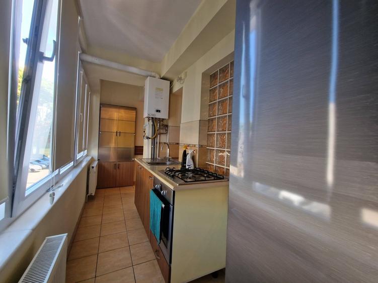 Apartament cu 2 camere decomandat în Ultracentral