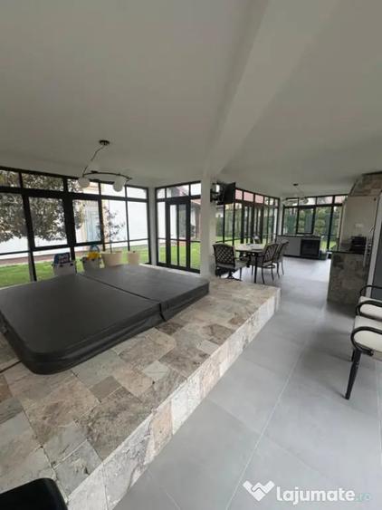 Casă cu 4 camere cu Teren 900 Mp în Satu Nou de Jos