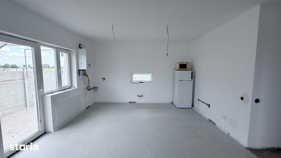 Casa Individuala - 3 camere - 1 baie - 375mp teren - 8