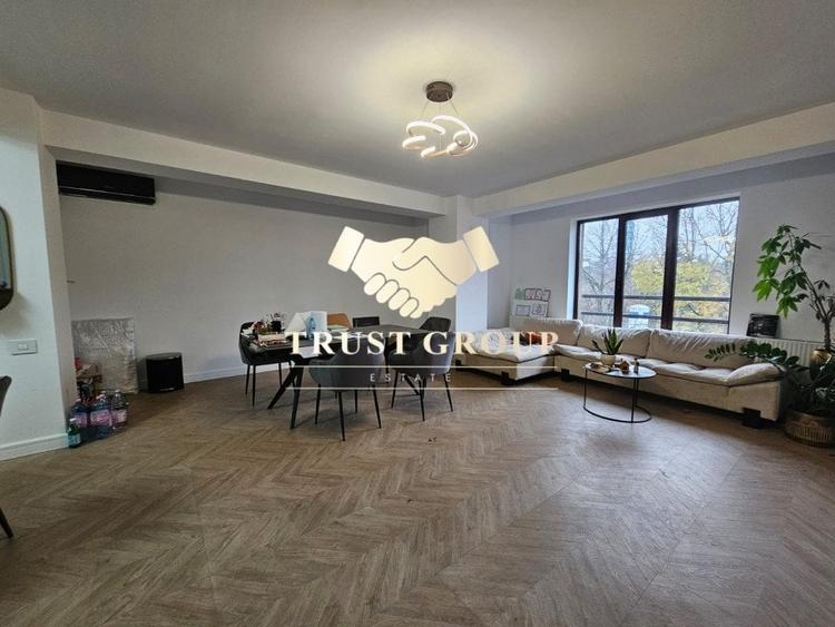 Apartament cu 4 camere decomandat, mobilat în Arcul de Triumf