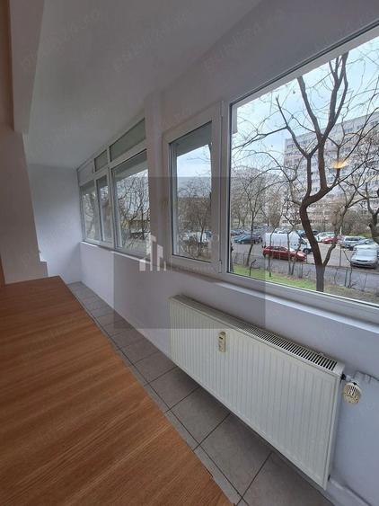 Apartament cu 2 camere semidecomandat, mobilat în Liviu Rebreanu