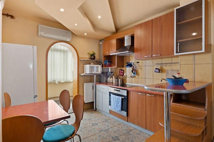 Apartament cu 2 camere de închiriat în zona Piata Spitalului - 3