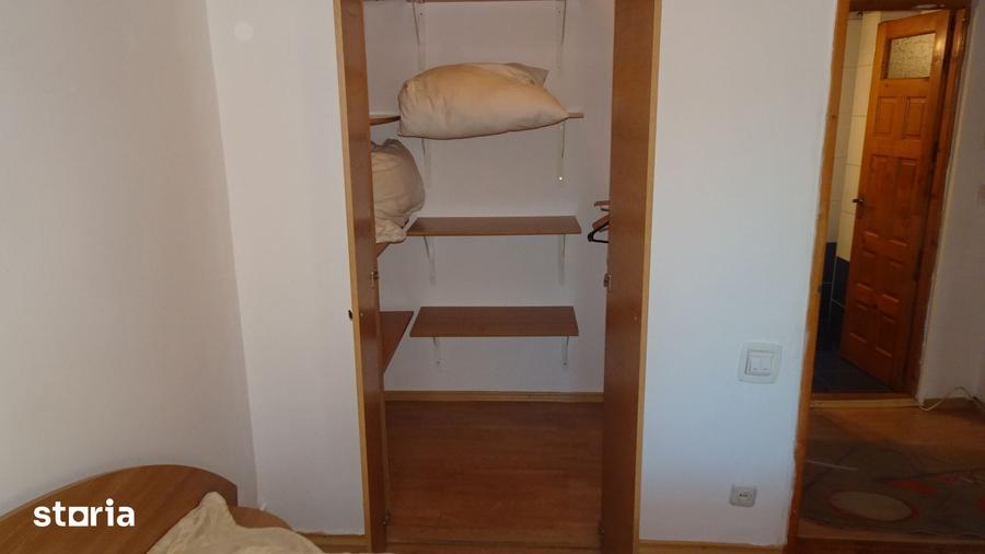 Inchiriez apartament 2 camere decomandat in Deva, I. Maniu, etaj 2, - 9
