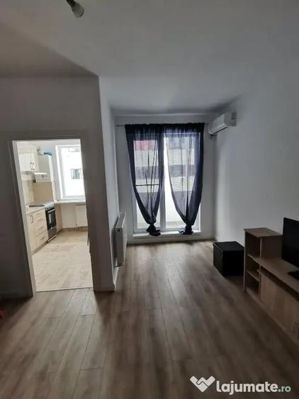 Garsonieră decomandată în Drumul Taberei