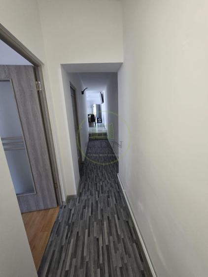 Casă individuală cu 5 camere cu Canalizare în Turnișor