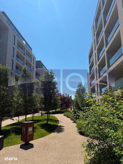 Apartament cu 3 camere decomandat în Băneasa