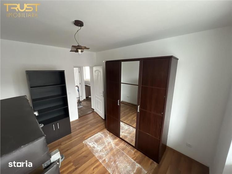 Apartament cu 3 camere decomandat în Decebal
