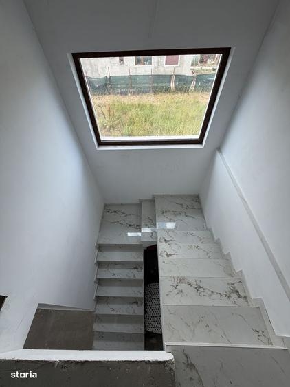 Casă cu 4 camere cu Teren 335 Mp în Central