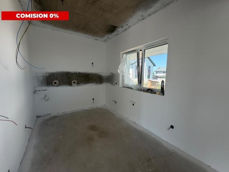 Casă cu 3 camere cu Teren 380 Mp în Berceni