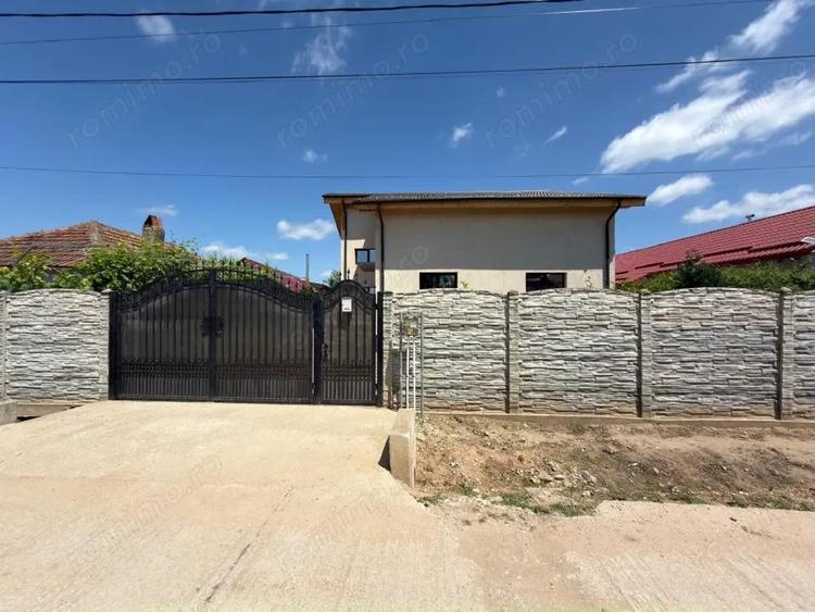 Casa de vanzare in Ghindeni la doar cateva minute de Craiova - 4