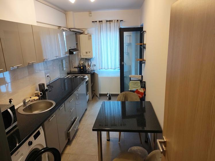 Apartament decomandat în Parcul Carol