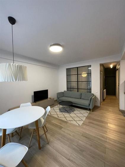 Apartament cu 2 camere decomandat, mobilat în Gruia
