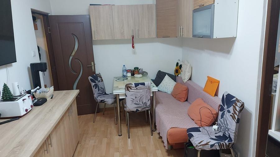Vand apartament cu 2 camere - 1