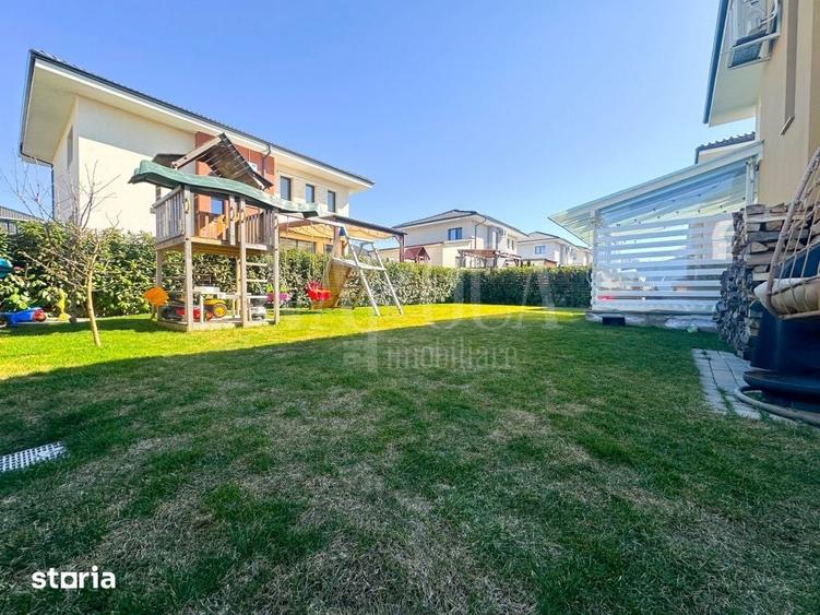 Casă cu 4 camere cu Teren 460 Mp în Apahida