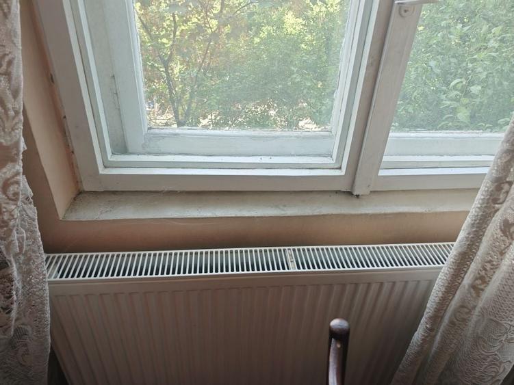 Apartament cu 3 camere decomandat în Berceni