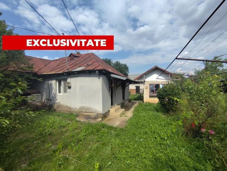 Casă individuală cu 4 camere cu Canalizare în Cătina