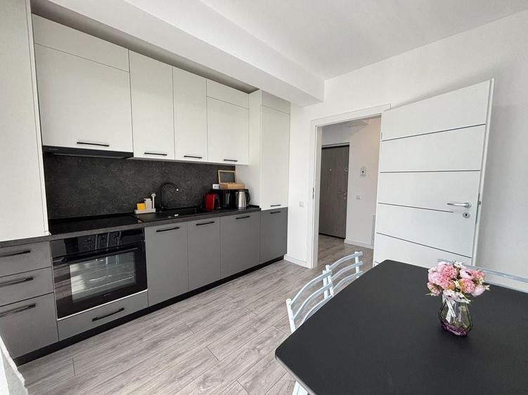 Apartament cu 2 camere decomandat în Mihai Viteazul