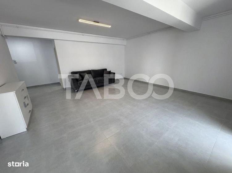 Spatiu birou de inchiriat open space si balcon 54 mpu Doamna Stanca - 7