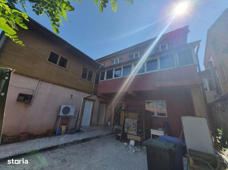 Casă cu 4 camere cu Teren 250 Mp în Colentina