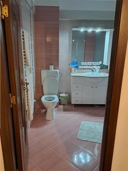 Apartament cu 3 camere decomandat, mobilat în Găvana 3