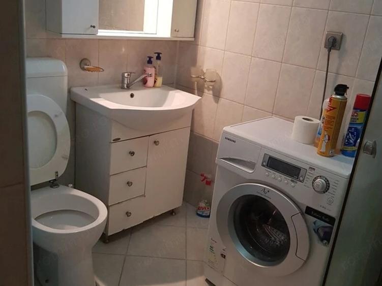Apartament cu 4 camere semidecomandat, mobilat în Grozăvești