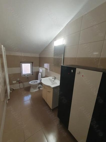 Spațiu comercial, de 130 mp, în Intim