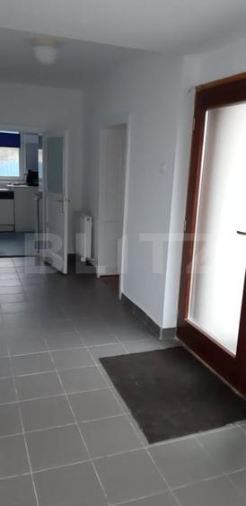 Casă individuală cu 5 camere cu Canalizare în Cristești
