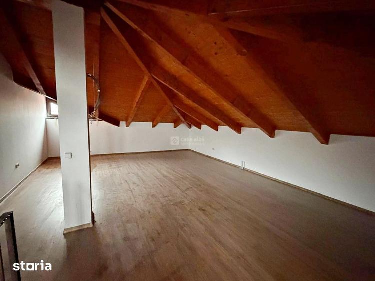 Casă cu 4 camere cu Teren 210 Mp în Valea Lupului