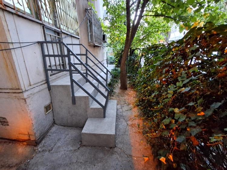 Apartament cu 2 camere decomandat, mobilat în Sebastian