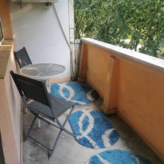 Apartament cu 2 camere semidecomandat în Vest