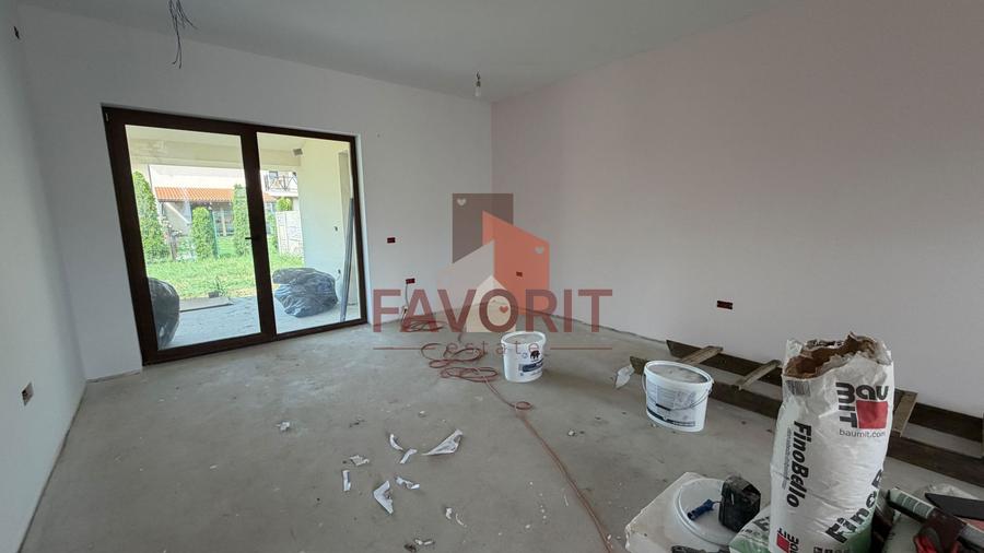 Duplex cu 3 camere cu Canalizare în Moșnița Nouă