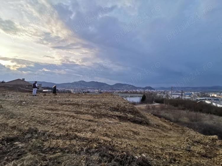 Teren de 750 mp, în Central