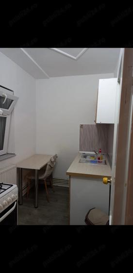 Garsonieră decomandată în Central